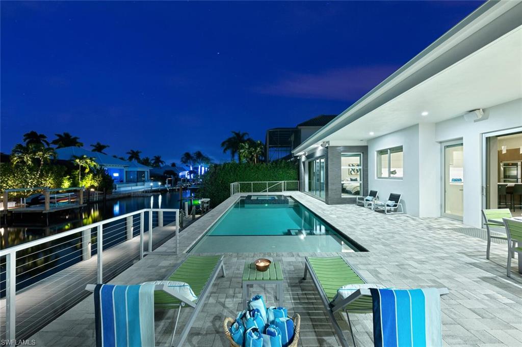 ROYAL HARBOR - Residential