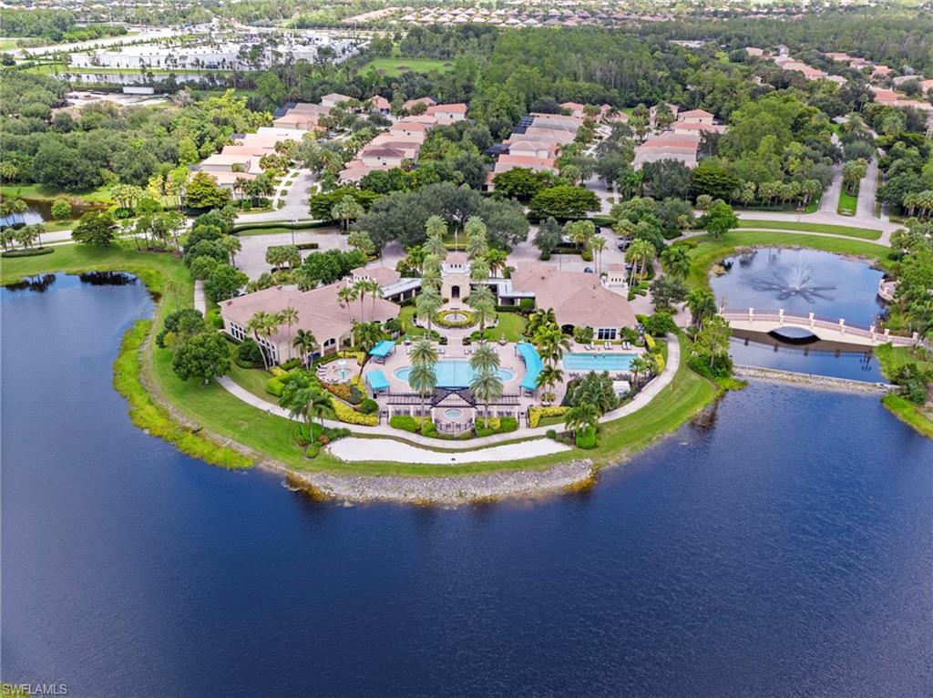SATURNIA LAKES - Residential