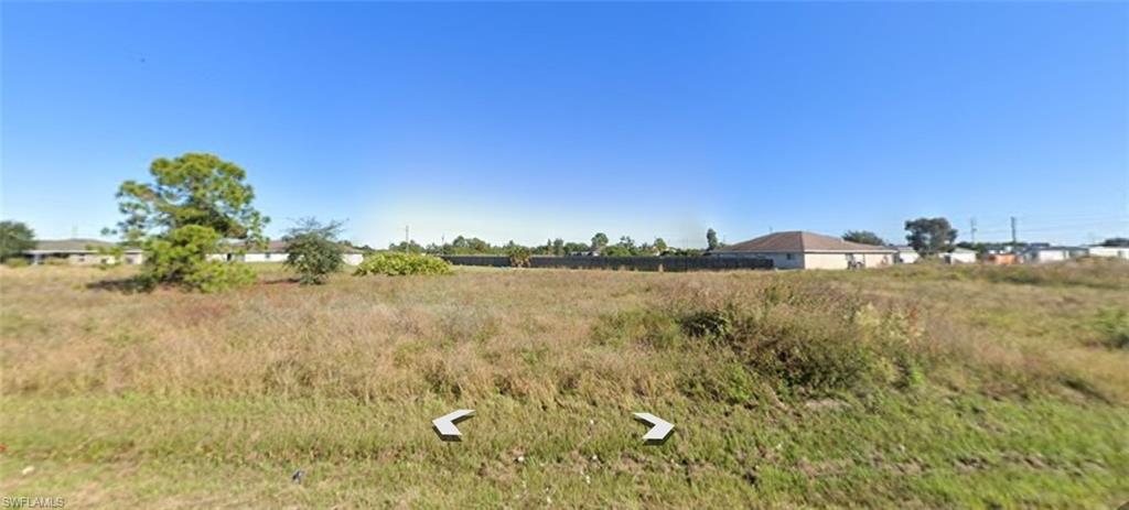 LEHIGH ACRES - Land