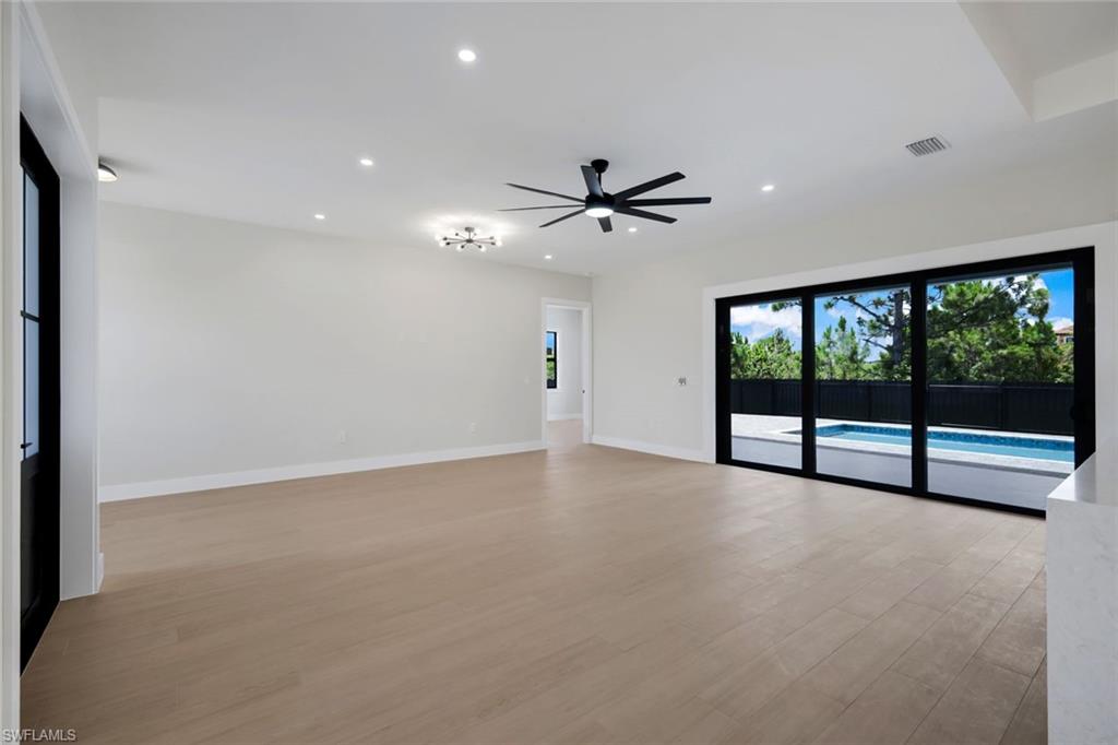 SOUTH GULF COVE - Residential