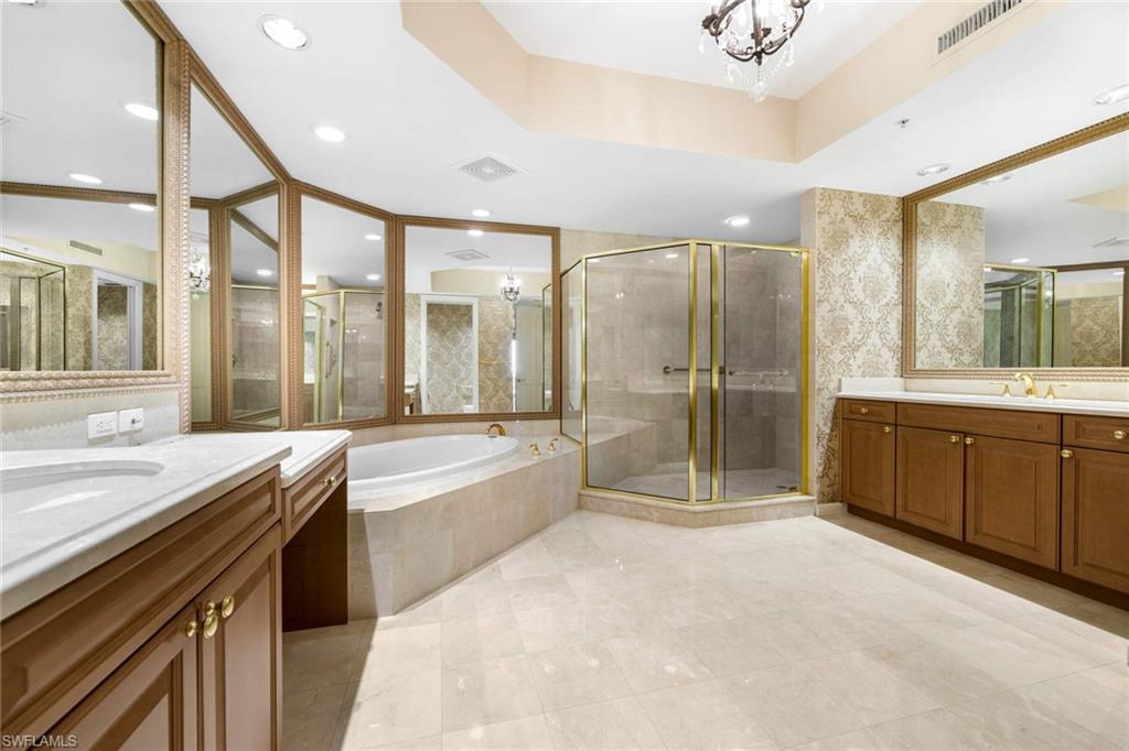 TRIESTE AT BAY COLONY - Residential