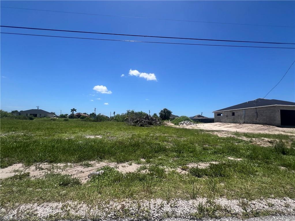 CAPE CORAL - Land