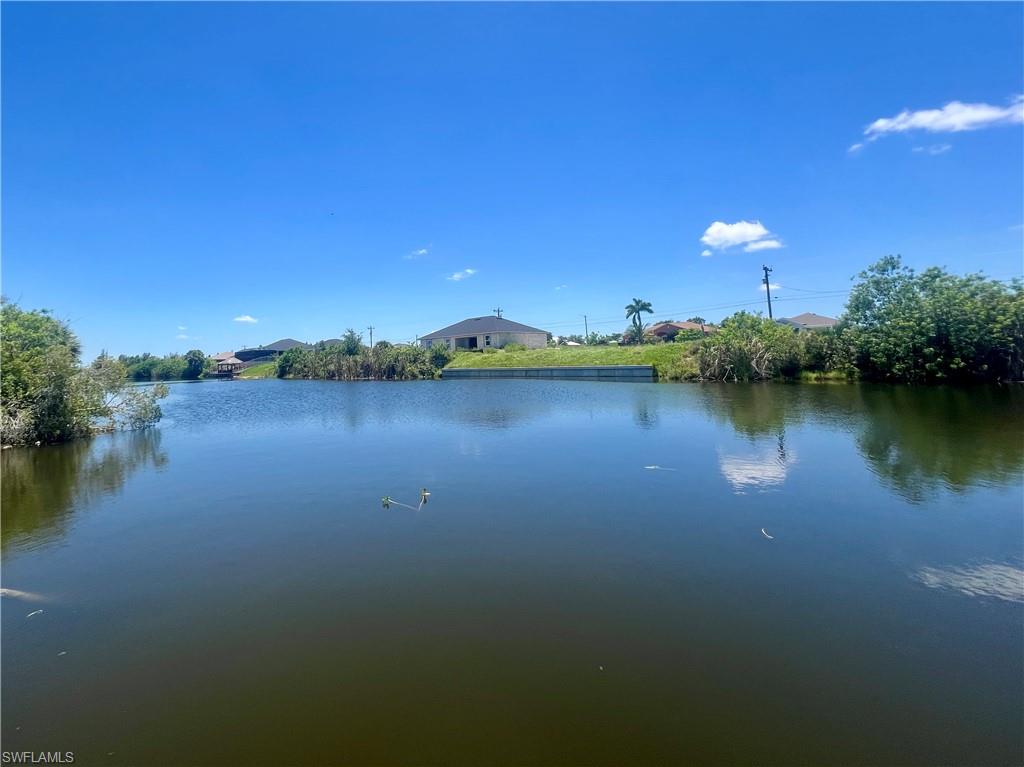 CAPE CORAL - Land