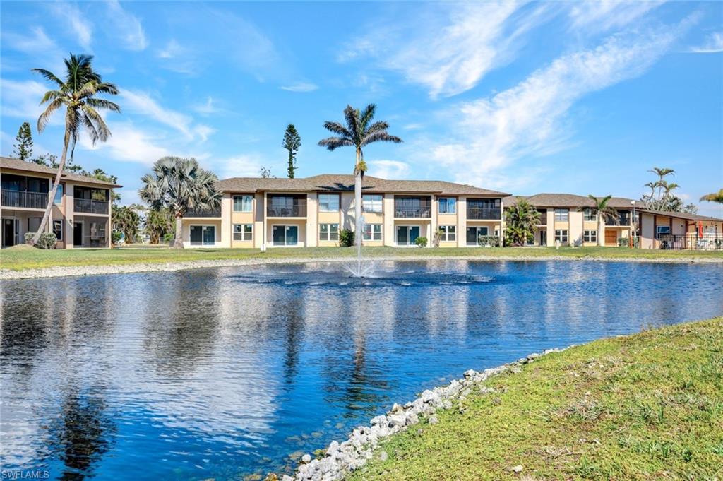 DAVIS WOODS CONDOMINIUM - Residential