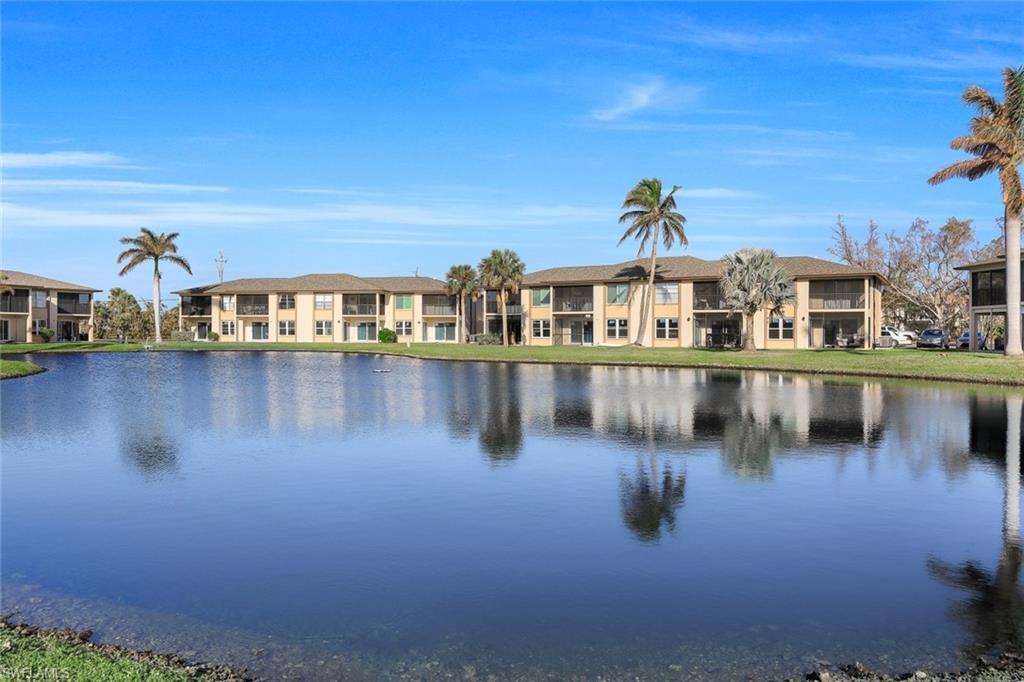DAVIS WOODS CONDOMINIUM - Residential