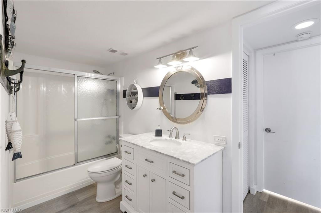 DAVIS WOODS CONDOMINIUM - Residential