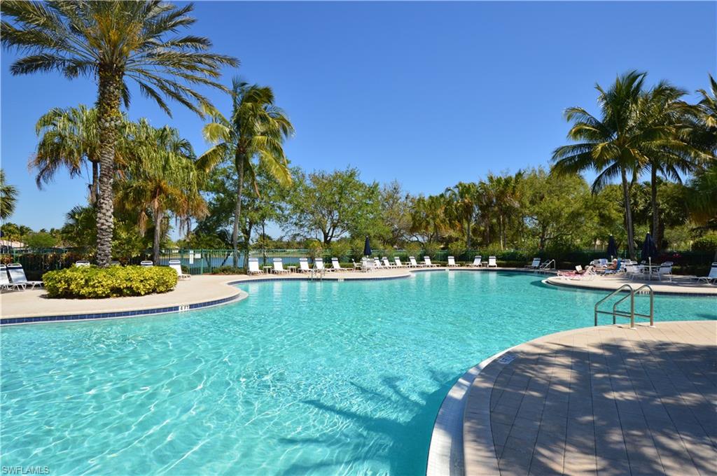 ISLAND WALK - Residential