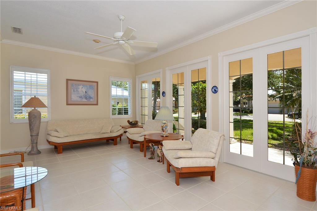 ISLAND WALK - Residential