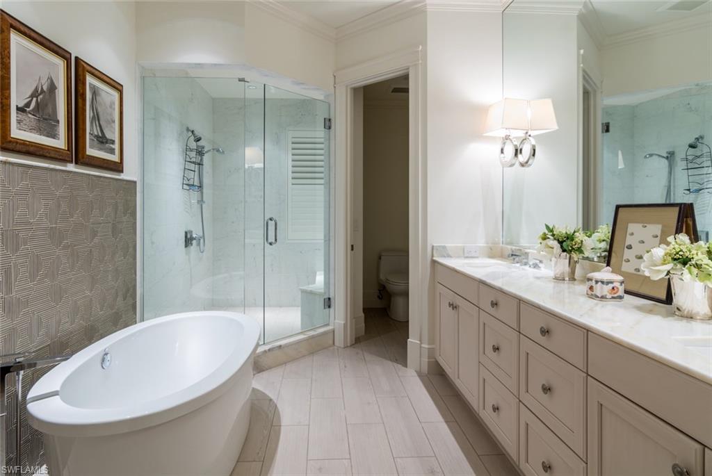 AQUALANE SHORES - Residential
