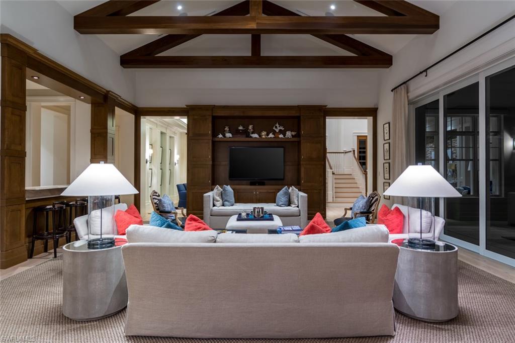 AQUALANE SHORES - Residential