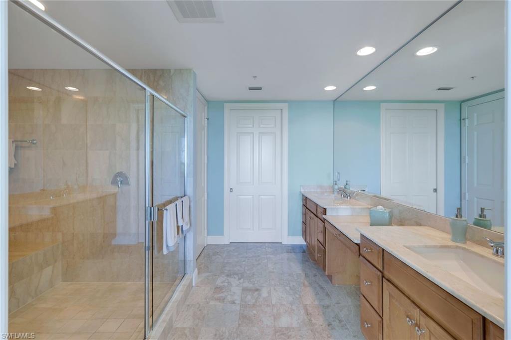 GRANDE PHOENICIAN - Residential