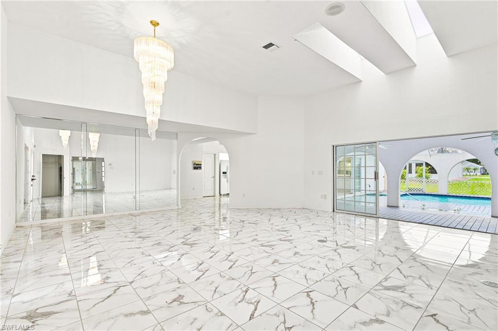 DEEP CREEK - Residential