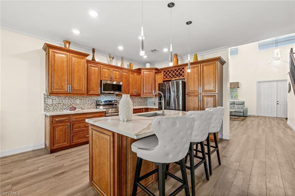 VALENCIA COUNTRY CLUB - Residential