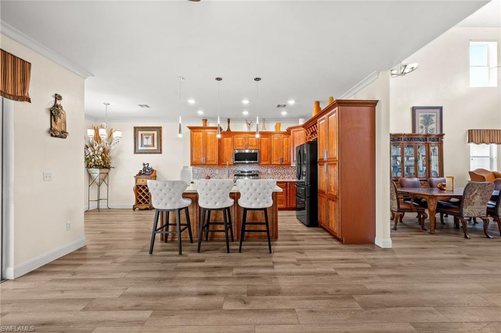 VALENCIA COUNTRY CLUB - Residential