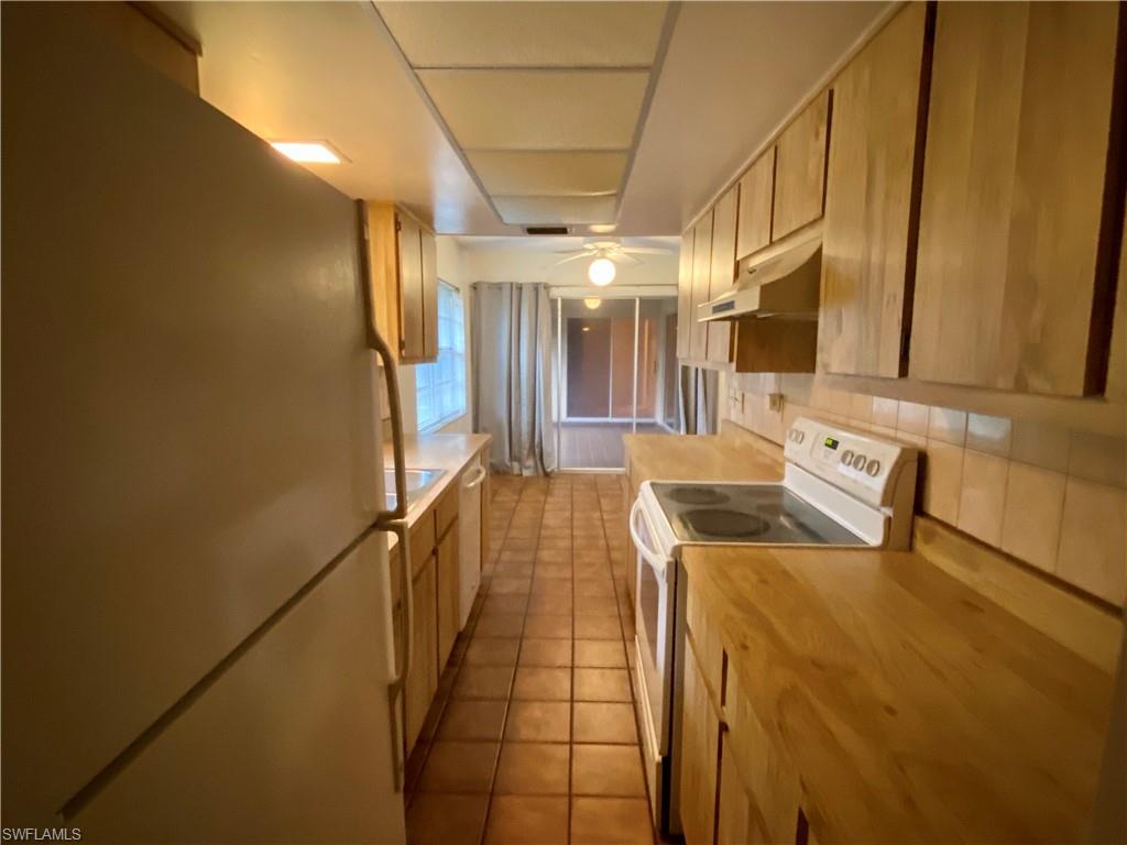 FOXMOOR PINES - Residential