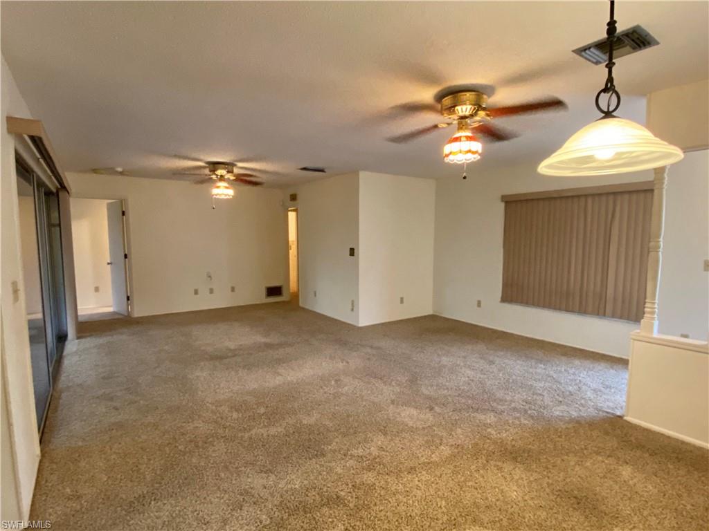FOXMOOR PINES - Residential