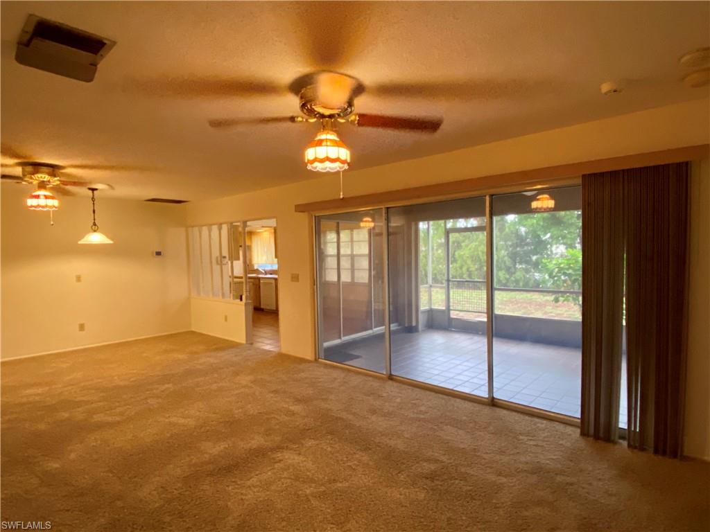 FOXMOOR PINES - Residential