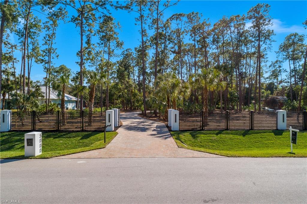 LOGAN WOODS - Residential
