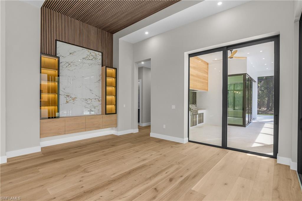 LOGAN WOODS - Residential