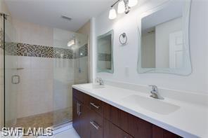 BELLA CASA - Residential Lease