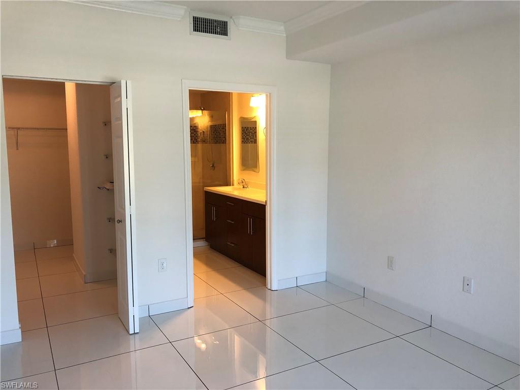 BELLA CASA - Residential Lease