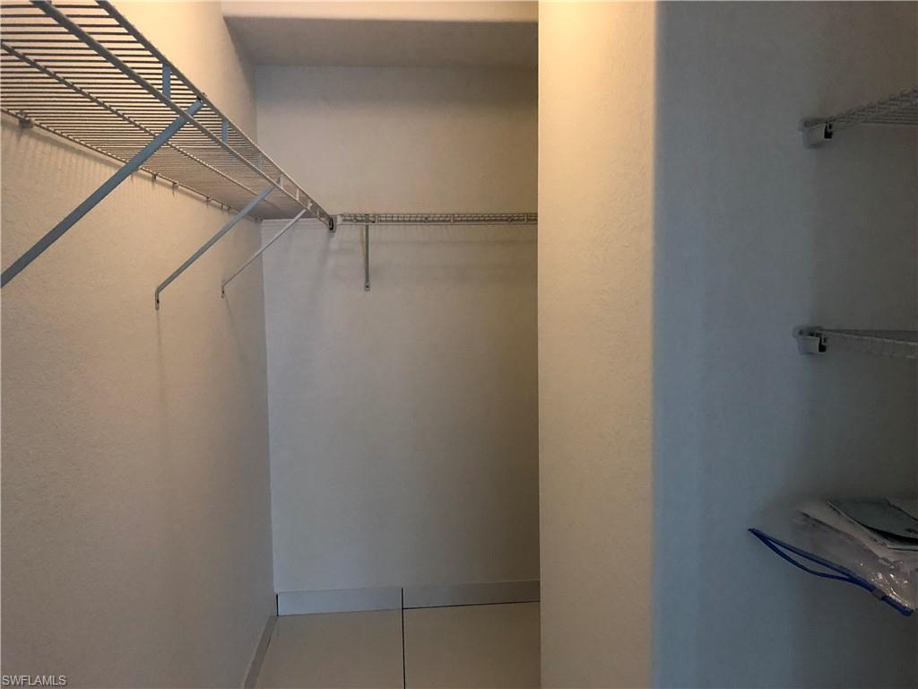 BELLA CASA - Residential Lease