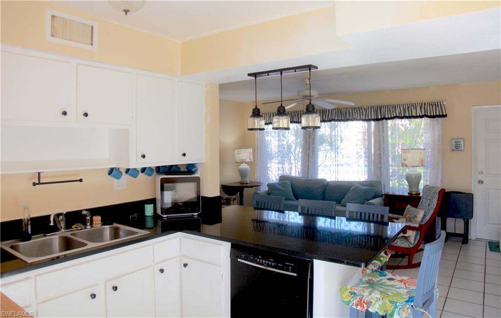 CORAL VILLAS CONDO - Residential
