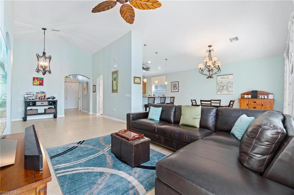 VALENCIA COUNTRY CLUB - Residential
