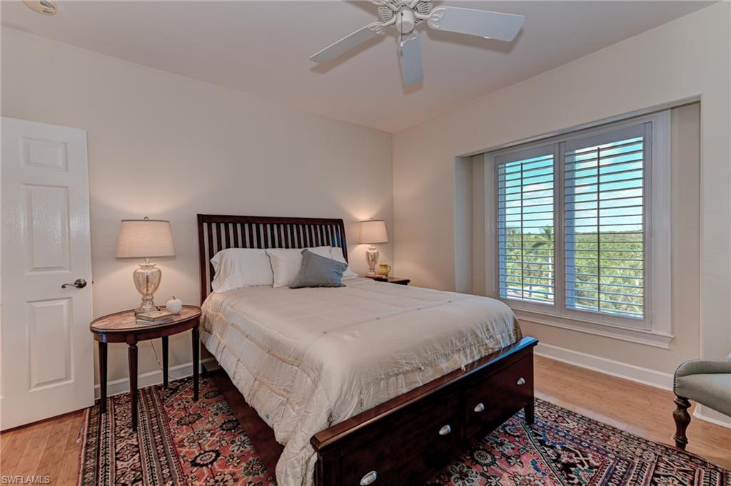 COTTAGES AT BAREFOOT - Residential