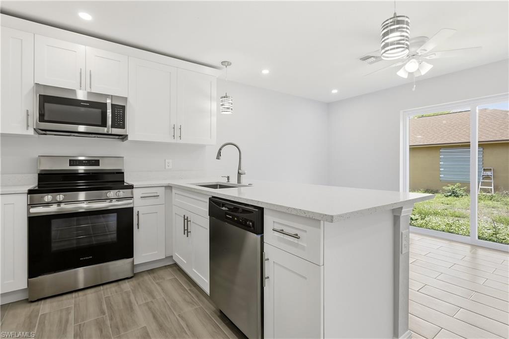 LINCOLN PARK - Residential Lease
