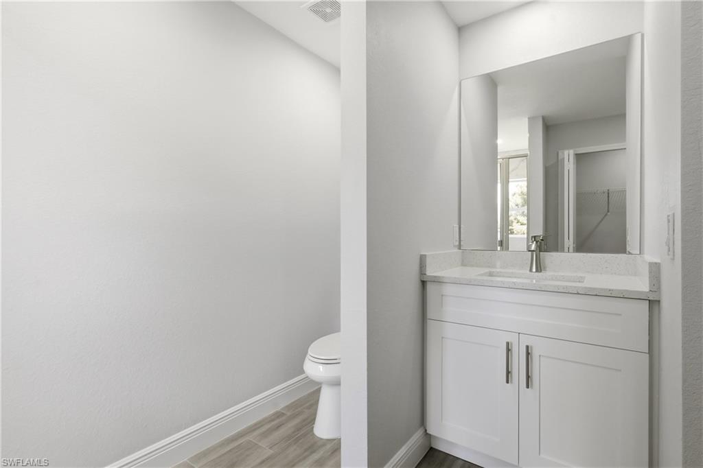 LINCOLN PARK - Residential Lease