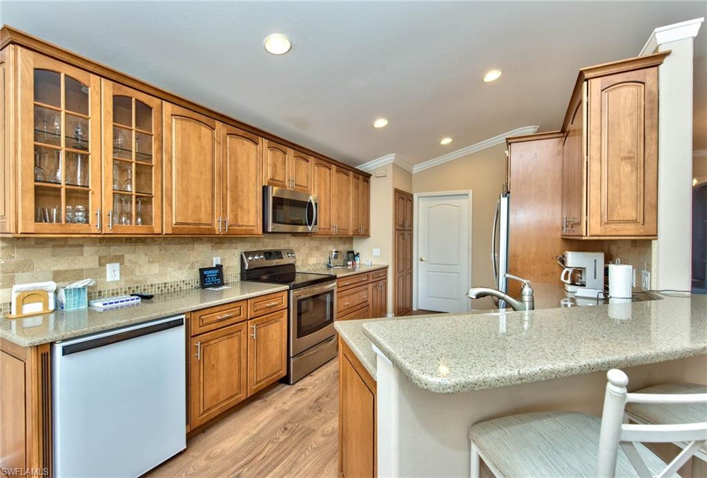 WHISPER CREEK - Residential
