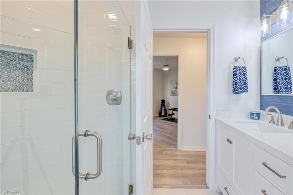 FOUNTAIN LAKES - Residential Lease