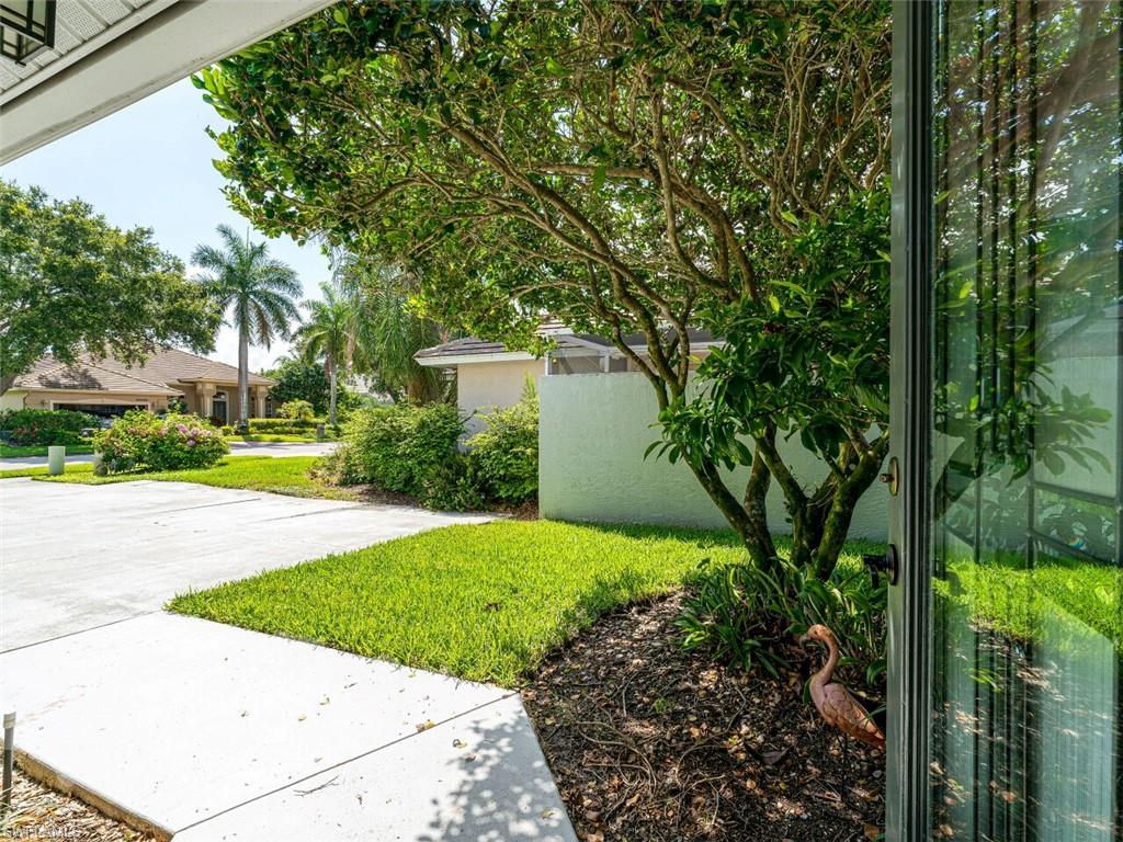 LONGSHORE LAKE - Residential