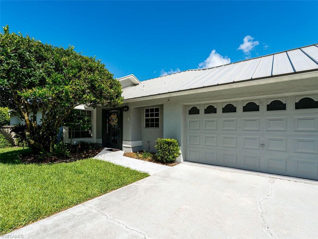 LONGSHORE LAKE - Residential