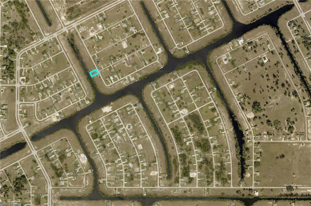 CAPE CORAL - Land
