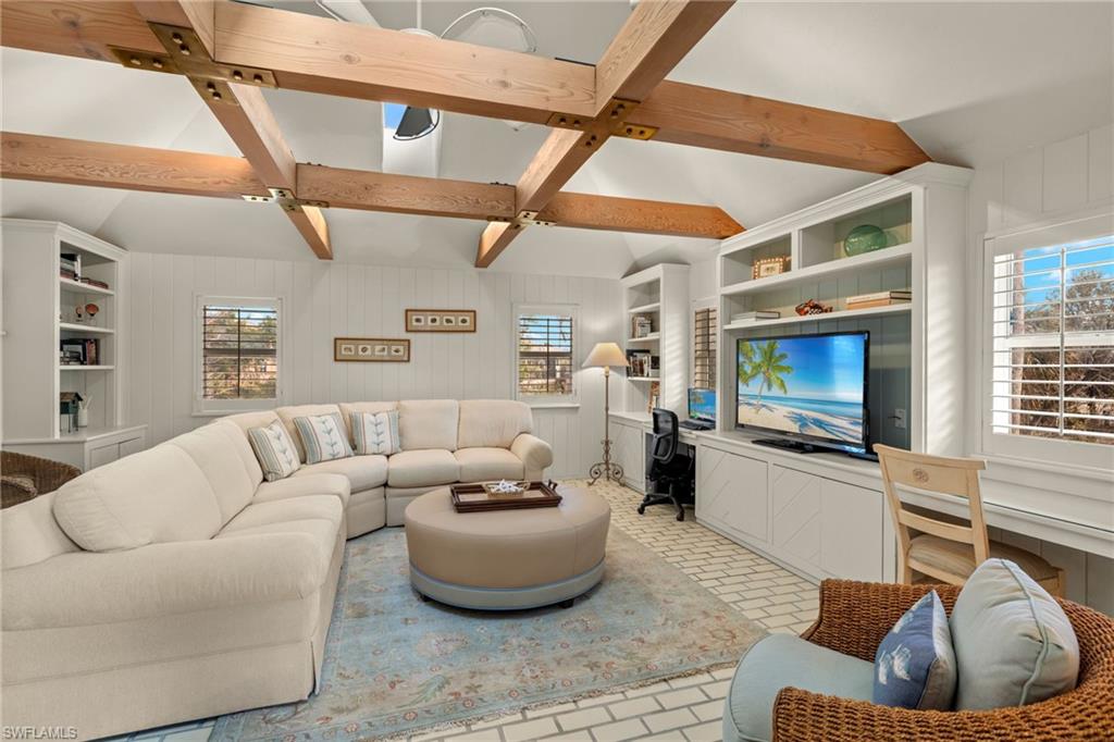GULF PINES - Residential
