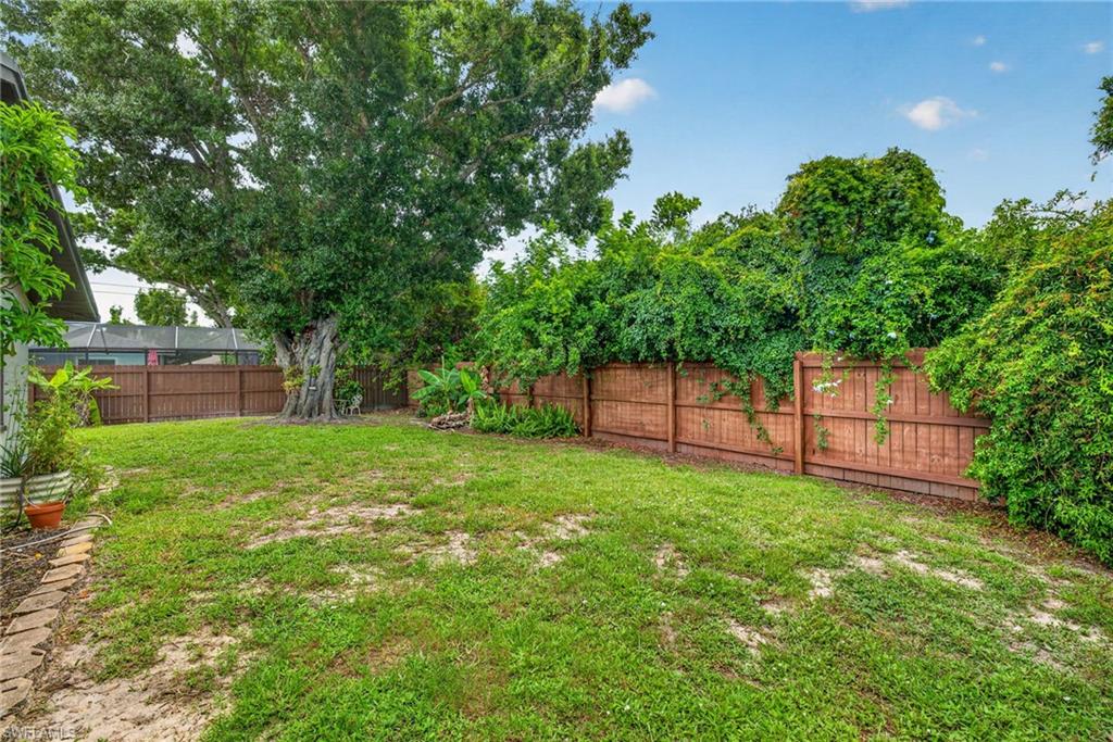 SAN CARLOS PARK - Residential Lease