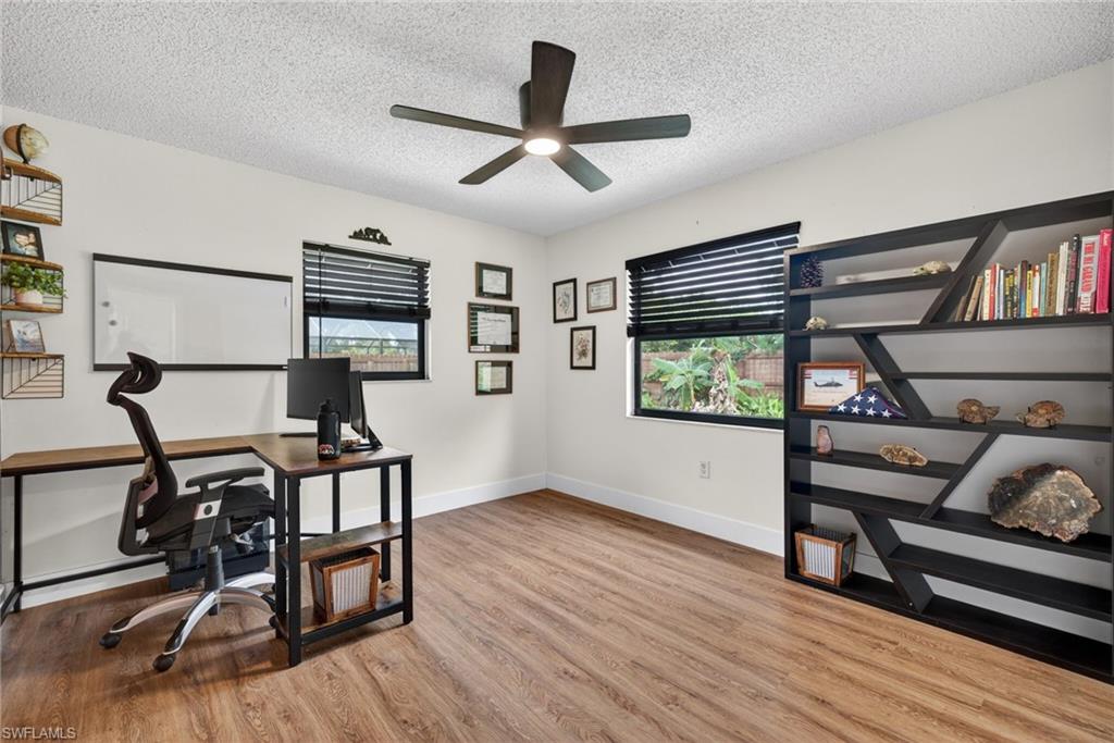 SAN CARLOS PARK - Residential Lease