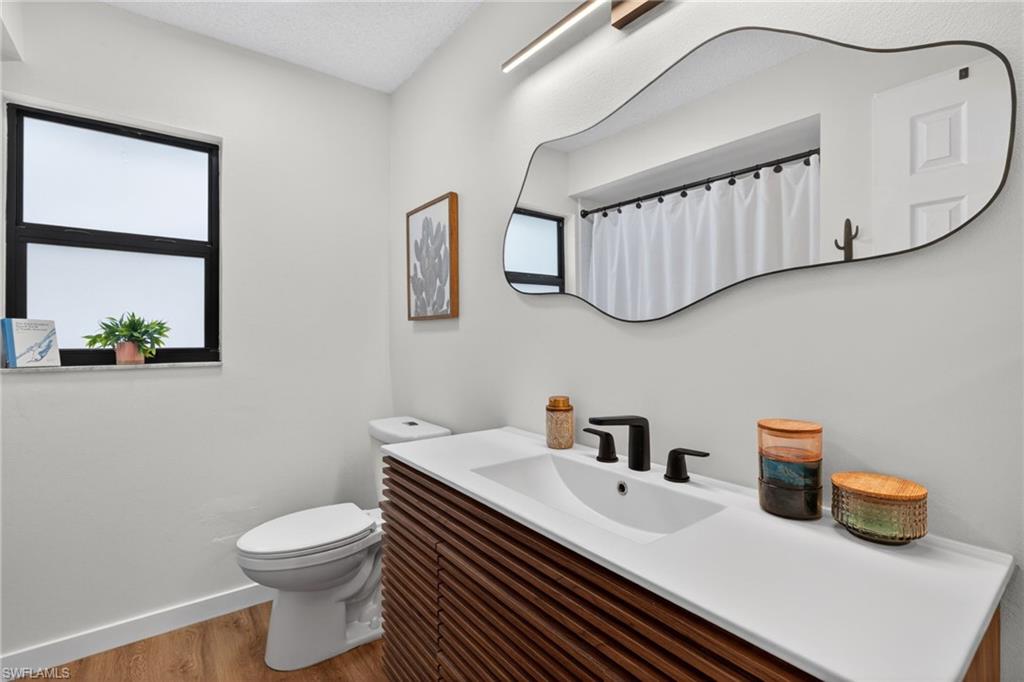 SAN CARLOS PARK - Residential Lease