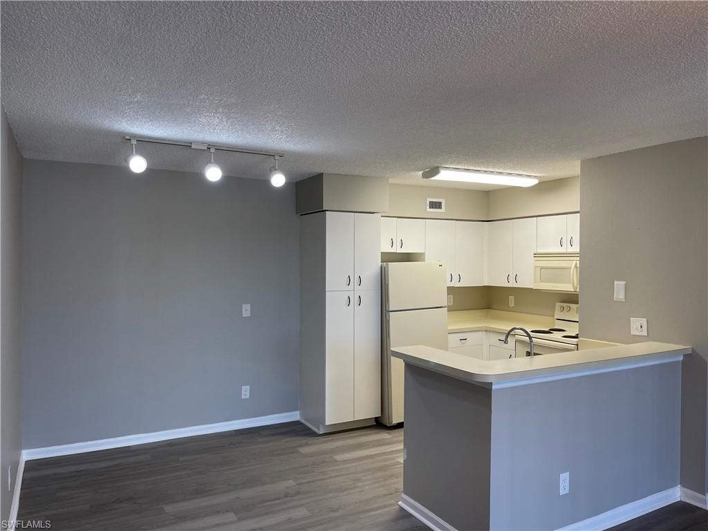 MUSA AT DANIELS - Residential Lease