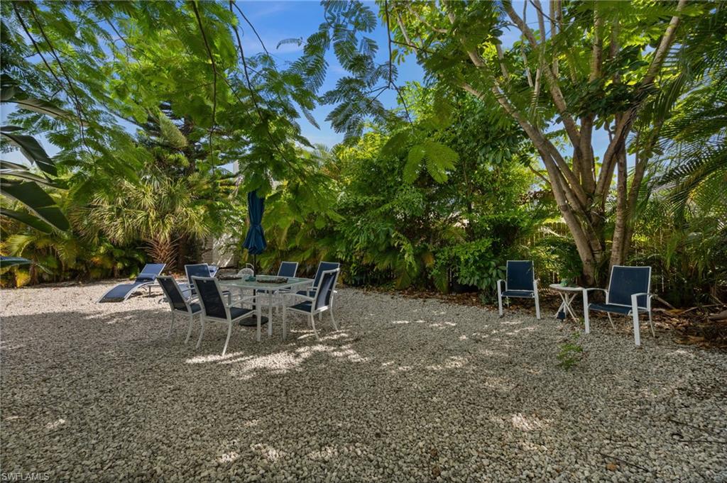 ISLES OF CAPRI - Residential Lease