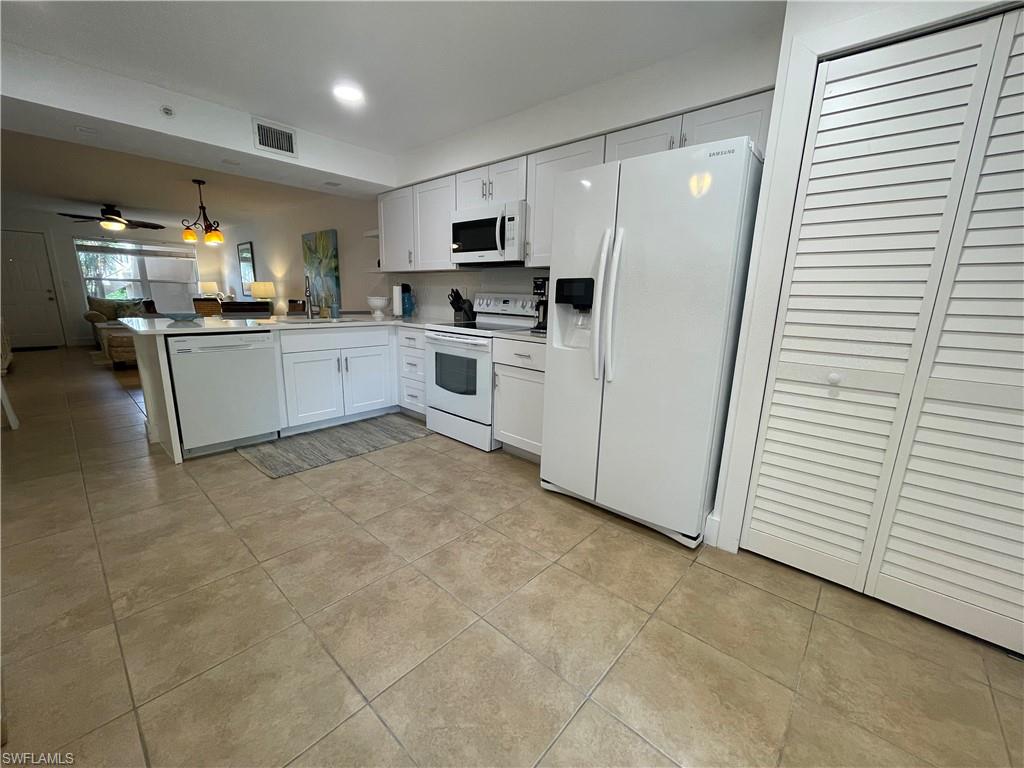 BERMUDA POINTE - Residential