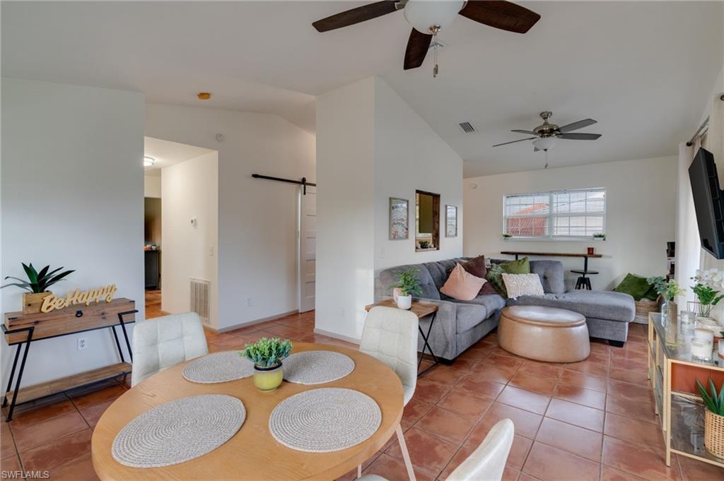 SAN CARLOS PARK - Residential