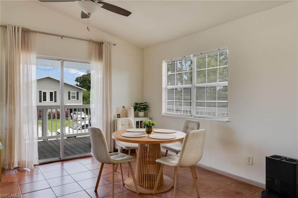 SAN CARLOS PARK - Residential