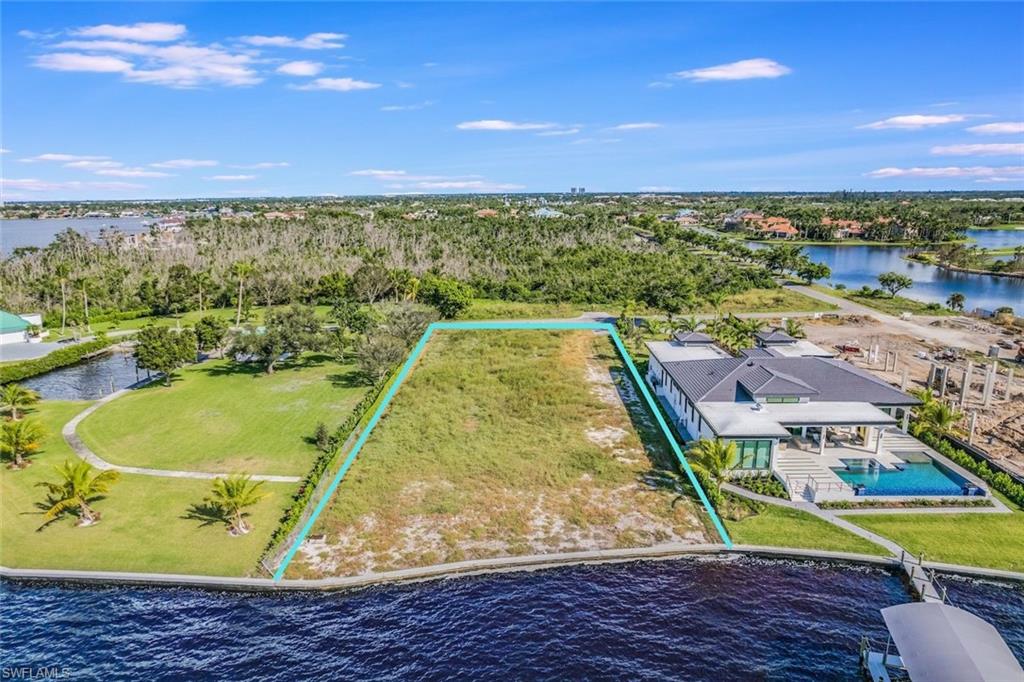 FORT MYERS - Land