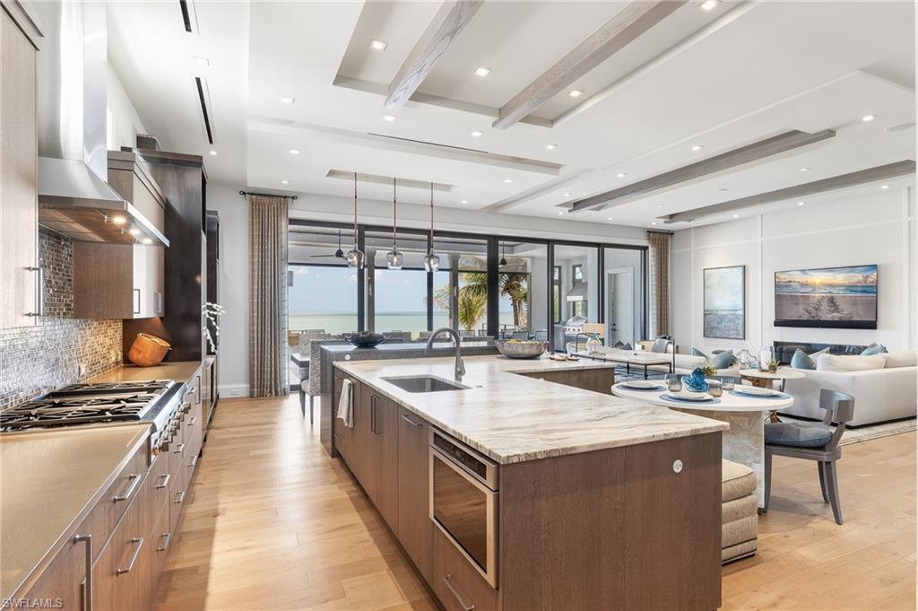BONITA BEACH - Residential