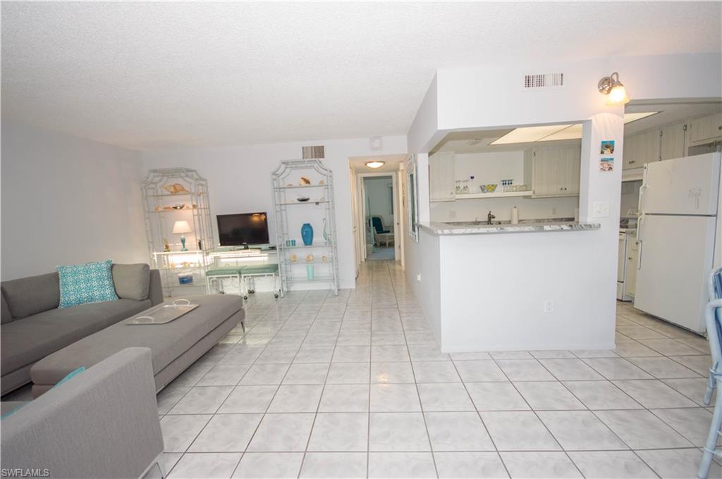 REGENCY CONDO - Residential