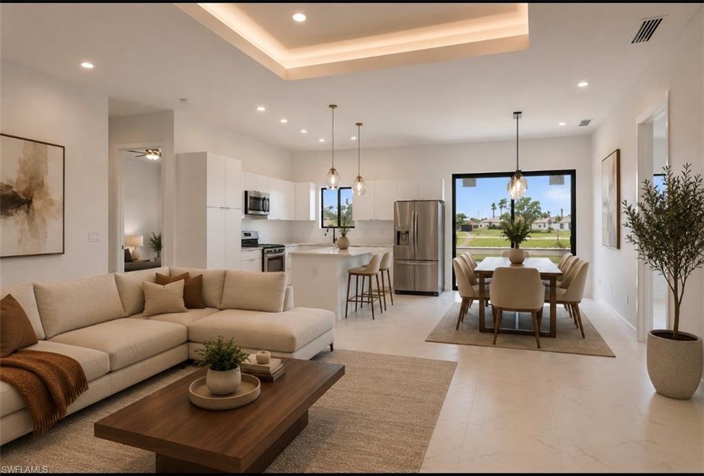 CAPE CORAL - Residential