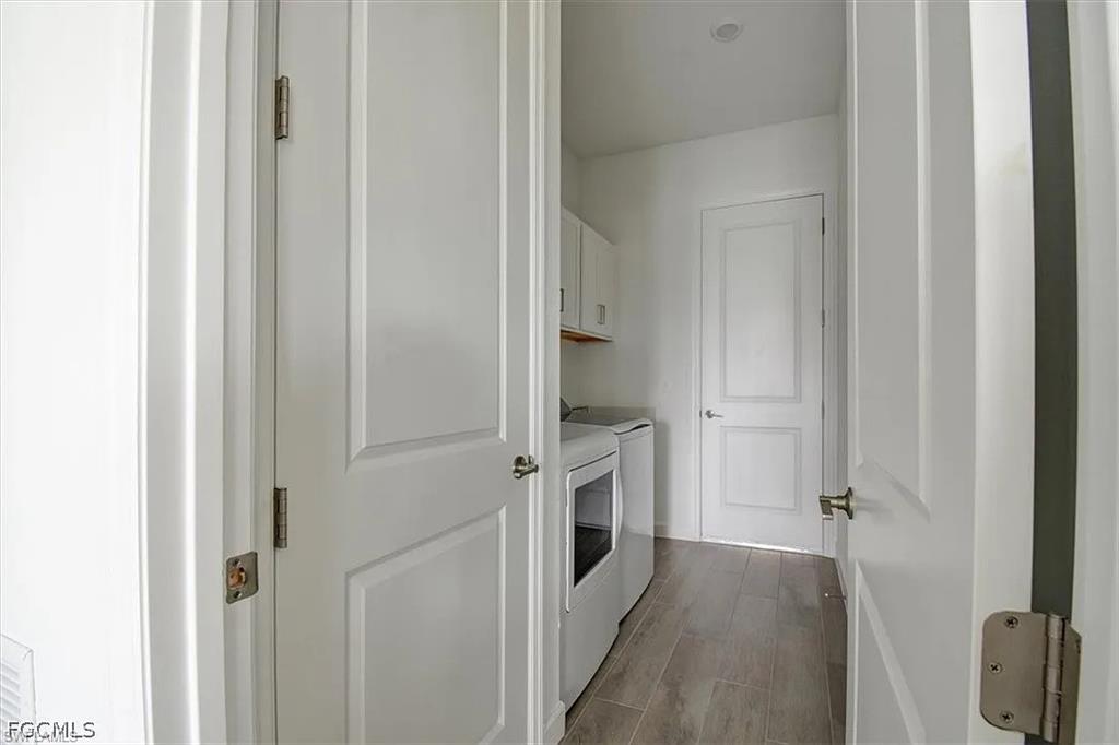 HARBOR PLACE - Residential Lease